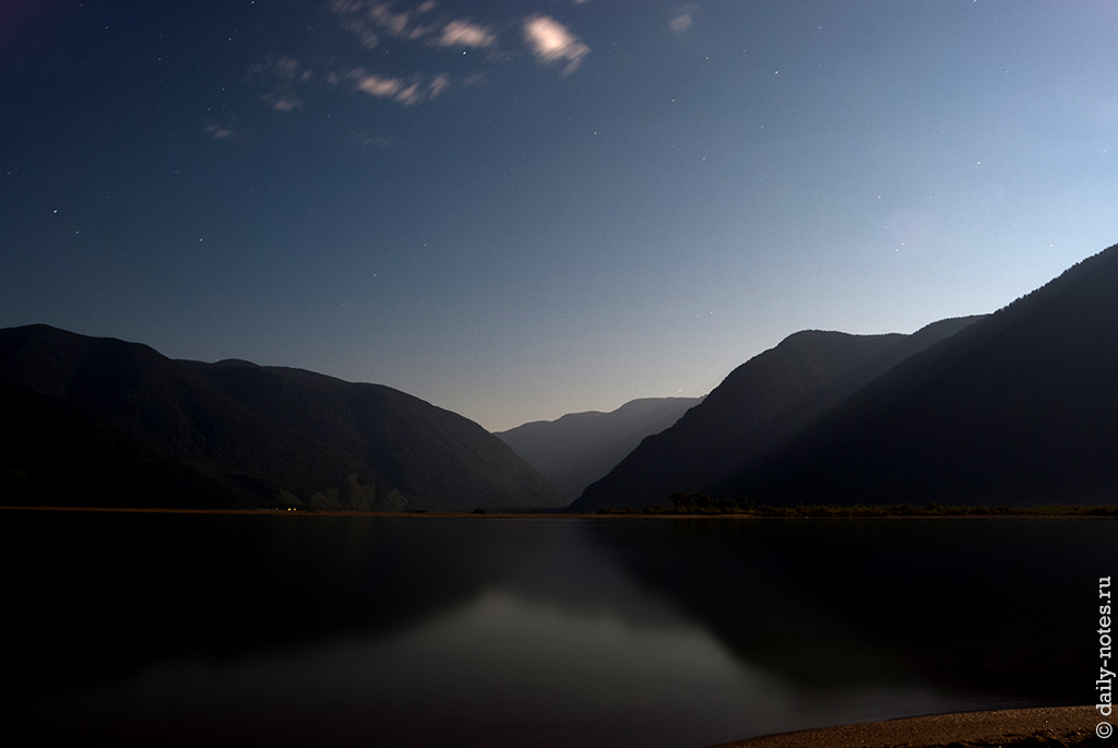 Ночная съемка на Телецком озере