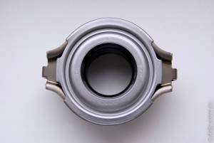 Выжимной подшипник MR145619
