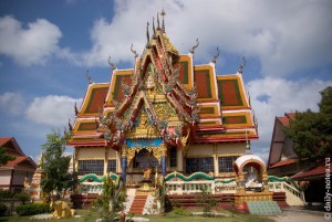Храмовый комплекс Wat Plai Laem