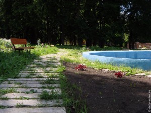 Дорожка у фонтана