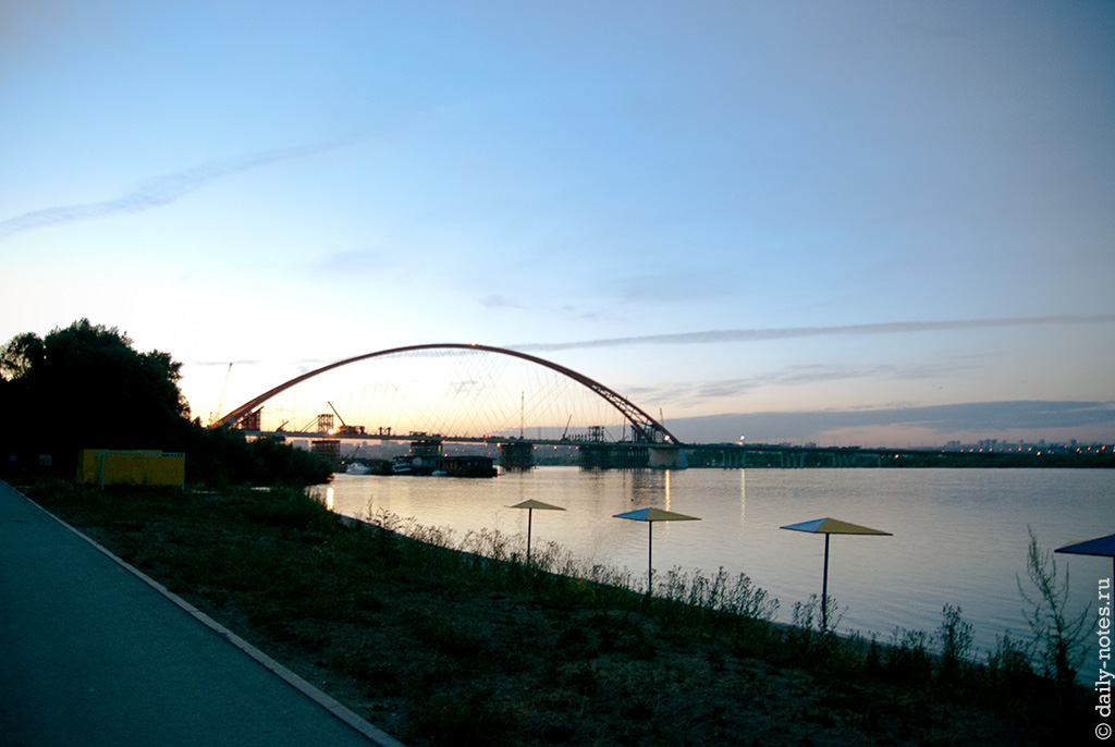 Бугринский мост на закате